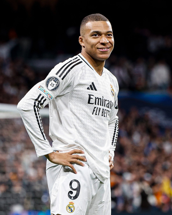 去年美洲杯决赛混乱不断，赛事组织方将向球迷赔偿1400万美元（因去年的美洲杯决赛混乱，主办方将向球迷赔付1400万美元）