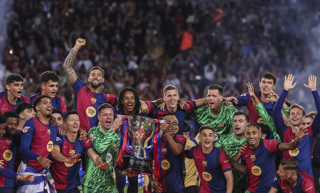 小蜘蛛未获最佳前锋提名，冈萨雷斯晒照：显然他们什么都不懂（小蜘蛛落选最佳前锋提名，冈萨雷斯晒照发声：他们显然不懂球）