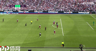 谁更强？ESPN对比15-16赛季库里和本赛季SGA数据（ESPN横评：2015-16库里 vs 本季SGA，谁更胜一筹？）