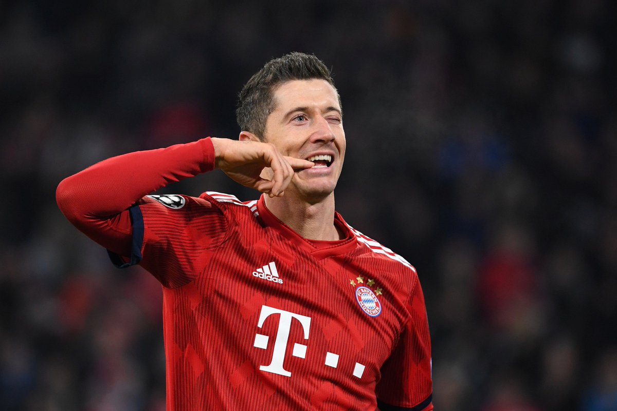 国米三后卫体系滴水不漏（国米三中卫防线固若金汤）