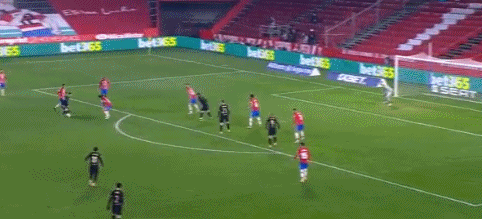 斯帕莱蒂：弗拉霍维奇会缺阵两三个月；我们要赢而且踢得漂亮（斯帕莱蒂：弗拉霍维奇将休战两到三个月；我们既要赢球也要踢得漂亮）