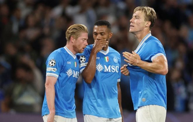 中国U20女足赴西班牙拉练名单：刘晨、周欣怡在列（中国U20女足西班牙拉练名单公布：刘晨、周欣怡入选）