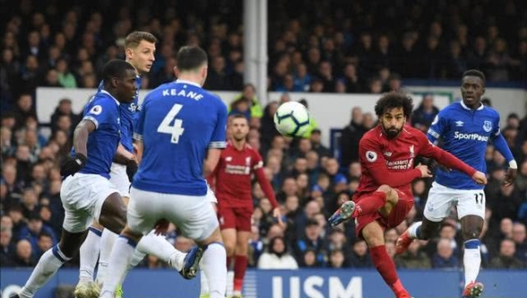 体图：加盟多特之前，施洛特贝克曾与萨利在后者家中会面（体图：加盟多特前，施洛特贝克曾赴萨利家中面谈）